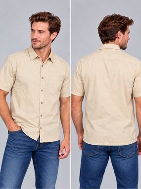 VTG 2000 Gap Men’s Medium Short Sleeve Button Up Shirt Tan Beige Cotton